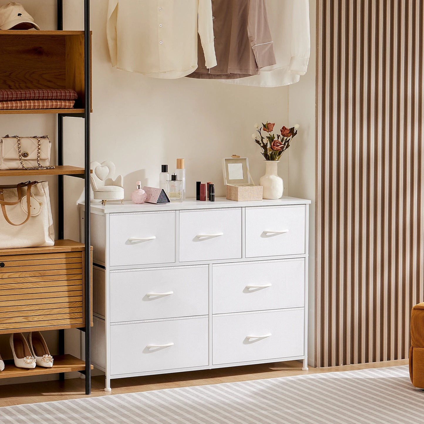 Dresser With 7-10 Drawers